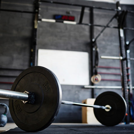 Cómo elegir una barra olímpica para tu entrenamiento | Características y diferencias de las barras olímpicas